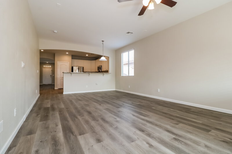 2,240/Mo, 17577 W Lilac St Goodyear, AZ 85338 Living Room View 2