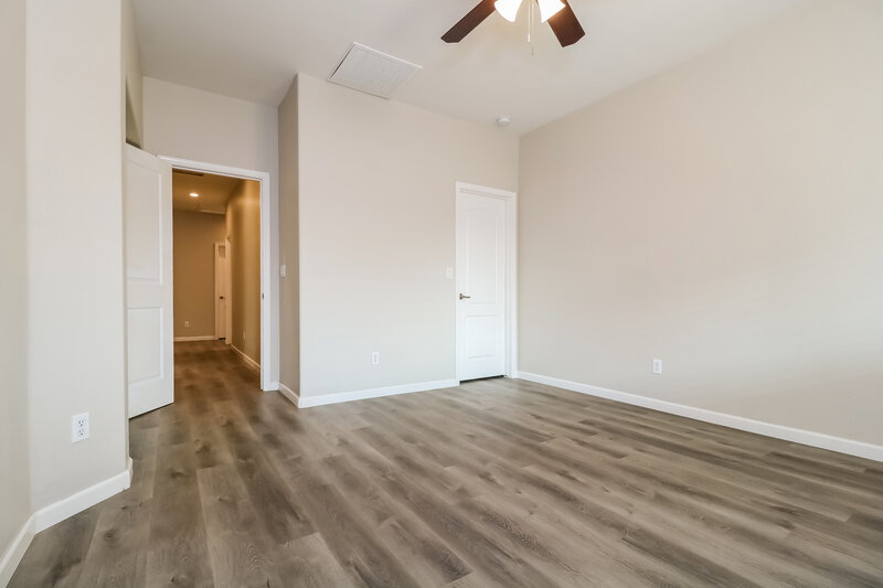 2,240/Mo, 17577 W Lilac St Goodyear, AZ 85338 Main Bedroom View 2