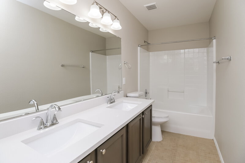 2,385/Mo, 3526 N Ravine Mesa, AZ 85215 Bathroom View