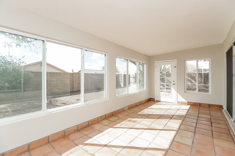 2,385/Mo, 3526 N Ravine Mesa, AZ 85215 Sun Room View