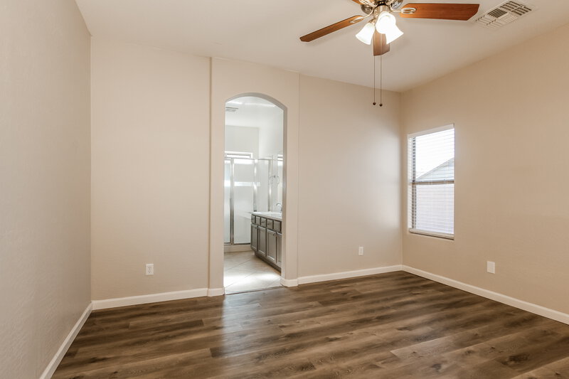 2,160/Mo, 2523 W Amber Sun Dr Phoenix, AZ 85085 Main Bedroom View