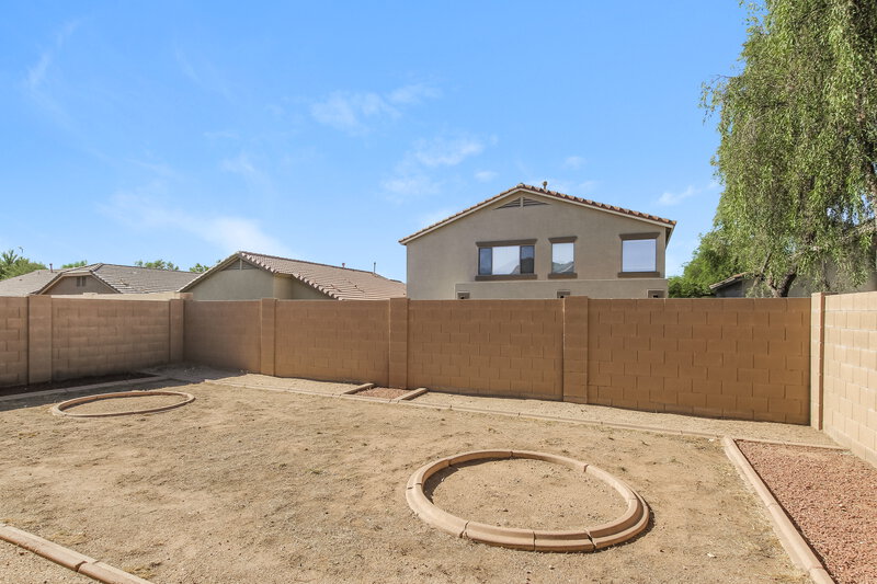 2,160/Mo, 2523 W Amber Sun Dr Phoenix, AZ 85085 Rear View