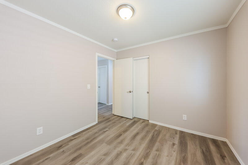 1,960/Mo, 7919 W Magnolia St Phoenix, AZ 85043 Bedroom View 4
