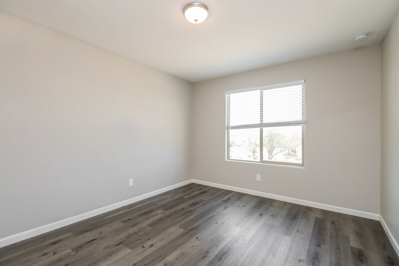 1,970/Mo, 4208 S 82nd Ln Phoenix, AZ 85043 Bedroom View 3