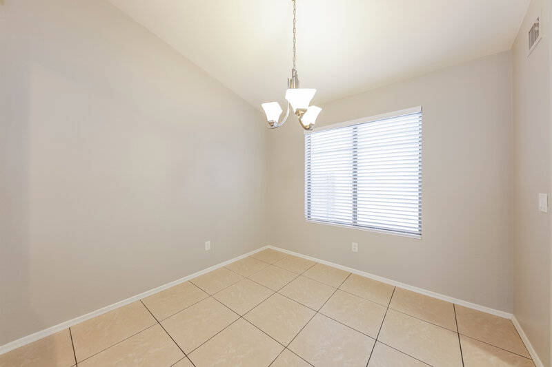 1,840/Mo, 12939 W Port Royale Ln El Mirage, AZ 85335 Dining Room View