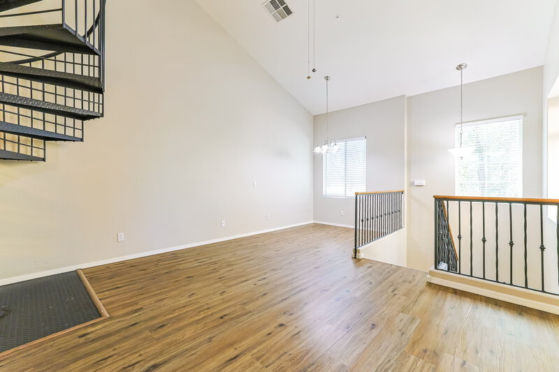 2,135/Mo, 163 W Tremaine Ct Gilbert, AZ 85233 Living Room View