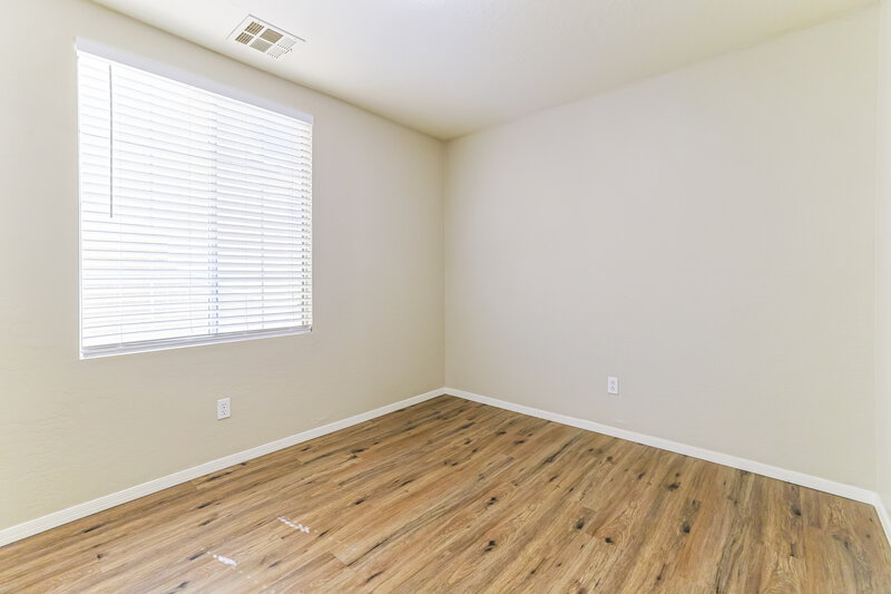 2,135/Mo, 163 W Tremaine Ct Gilbert, AZ 85233 Bedroom View 3