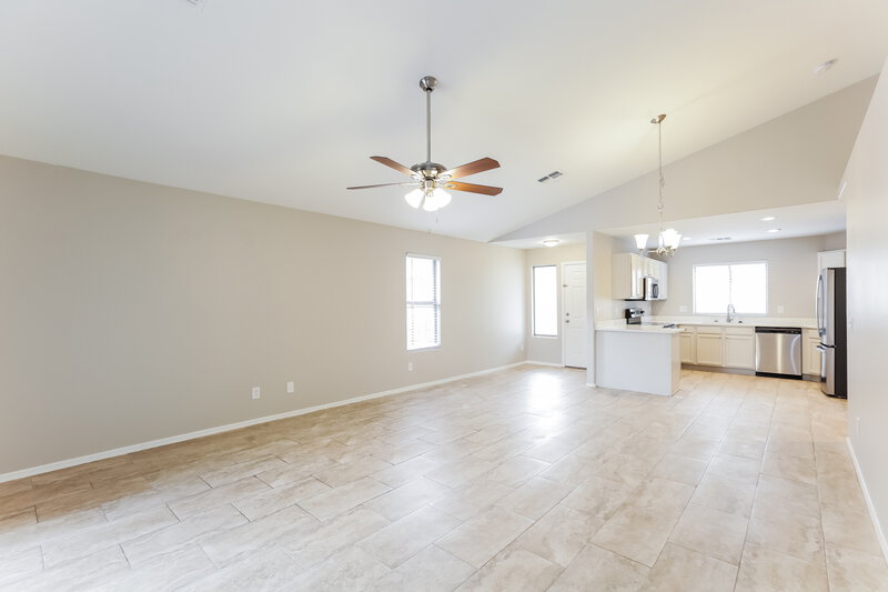 2,105/Mo, 7939 W Lumbee St Phoenix, AZ 85043 Living Room View 2