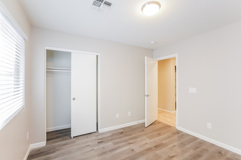 2,105/Mo, 7939 W Lumbee St Phoenix, AZ 85043 Bedroom View 2