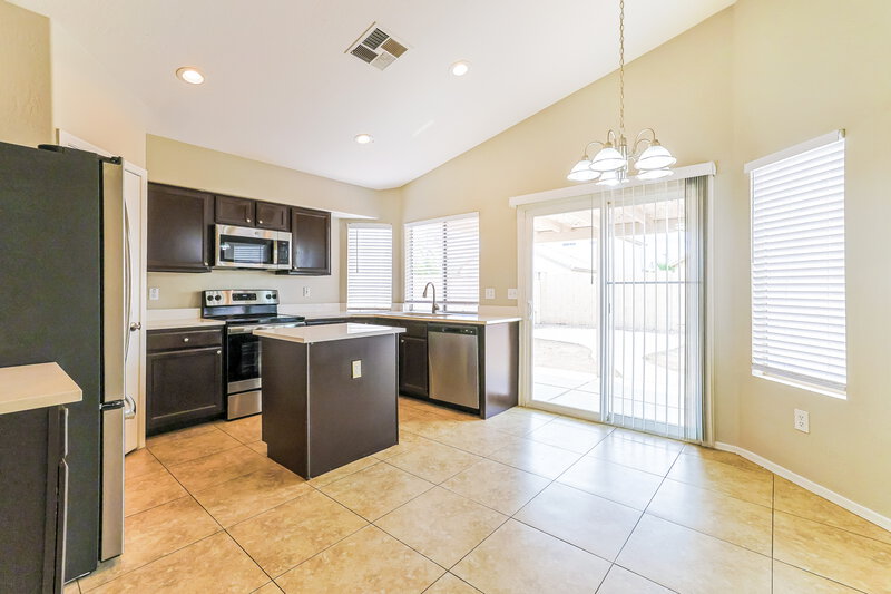 2,170/Mo, 7517 E Nopal Ave Mesa, AZ 85209 Dining Room View