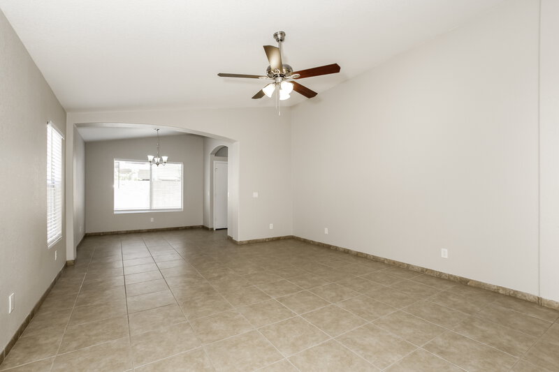 2,435/Mo, 20211 N 31st St Phoenix, AZ 85050 Living Room View 2