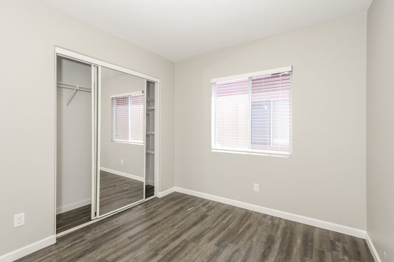2,435/Mo, 20211 N 31st St Phoenix, AZ 85050 Bedroom View 4