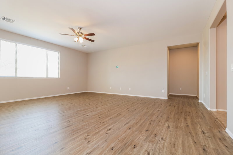2,775/Mo, 6114 S 30th Ln Phoenix, AZ 85041 Living Room View