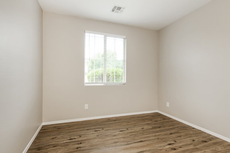 2,495/Mo, 6114 S 30th Ln Phoenix, AZ 85041 Bedroom View