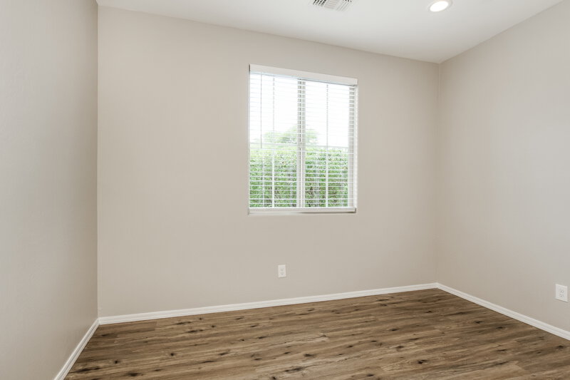 2,495/Mo, 6114 S 30th Ln Phoenix, AZ 85041 Bedroom View 4