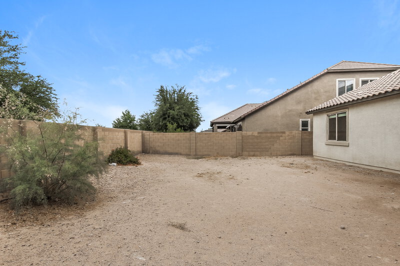 2,495/Mo, 6114 S 30th Ln Phoenix, AZ 85041 Rear View