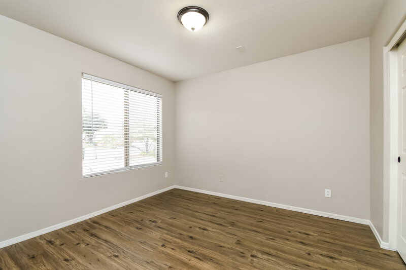 2,030/Mo, 2638 E Valencia Dr Phoenix, AZ 85042 Bedroom View