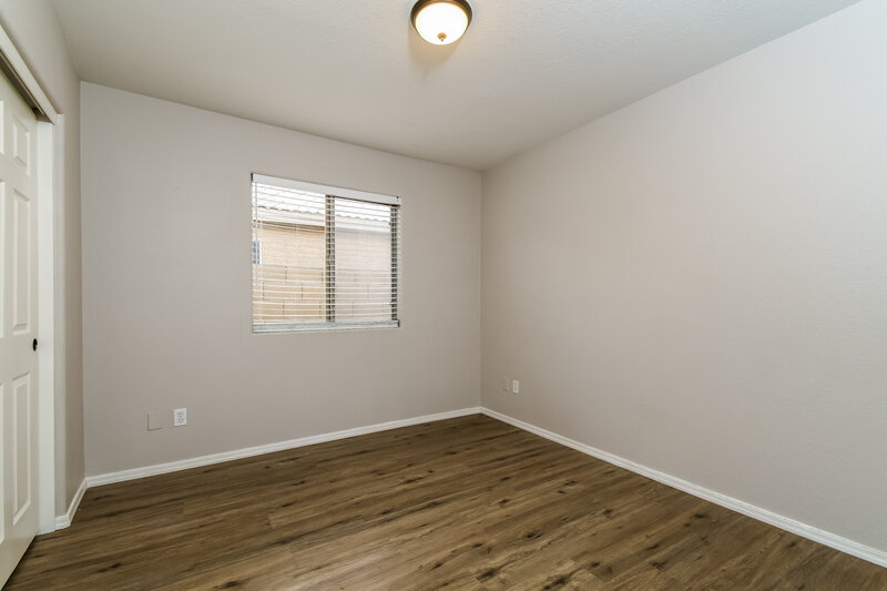 2,030/Mo, 2638 E Valencia Dr Phoenix, AZ 85042 Bedroom View 2