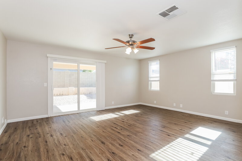 2,390/Mo, 23837 N 40th Dr Glendale, AZ 85310 Main Bedroom View