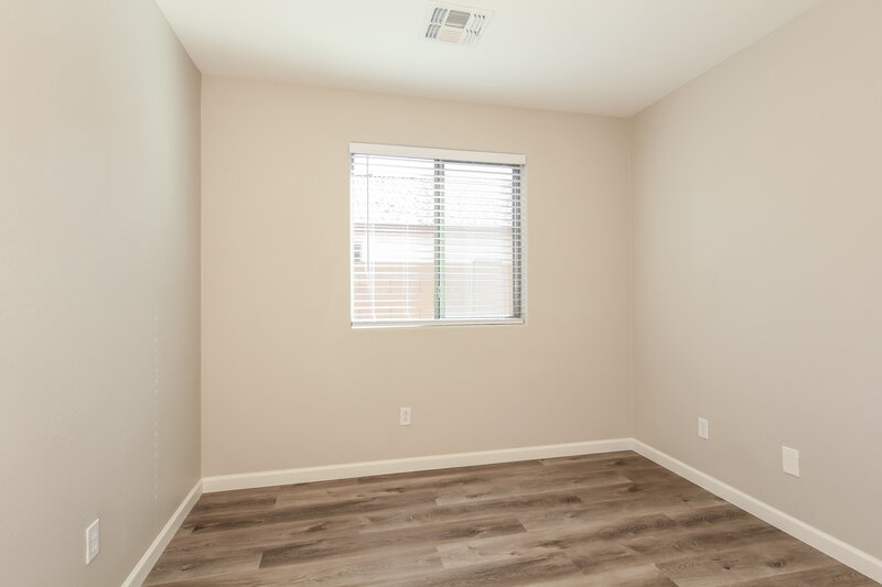2,060/Mo, 4340 W Alta Vista Rd Laveen, AZ 85339 Bedroom View