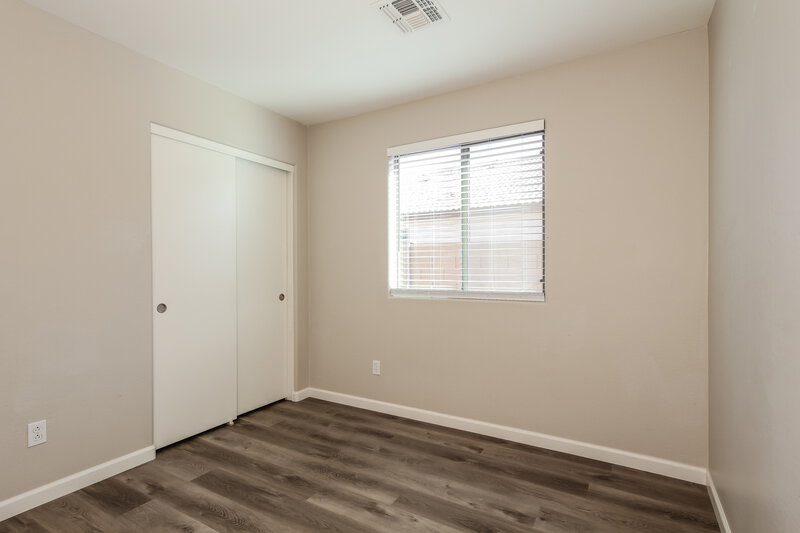 2,060/Mo, 4340 W Alta Vista Rd Laveen, AZ 85339 Bedroom View 2