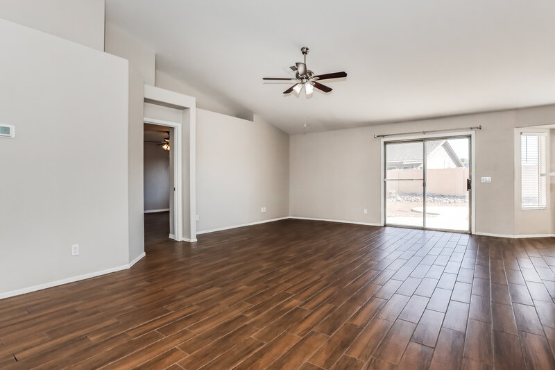 1,855/Mo, 523 N Bailey Cir Mesa, AZ 85207 Living Room View