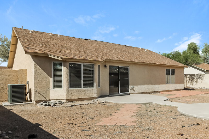 1,855/Mo, 523 N Bailey Cir Mesa, AZ 85207 Rear View