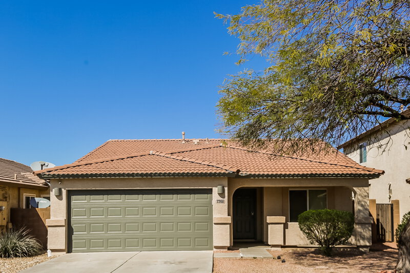 2,210/Mo, 7208 W Pioneer St Phoenix, AZ 85043 External View
