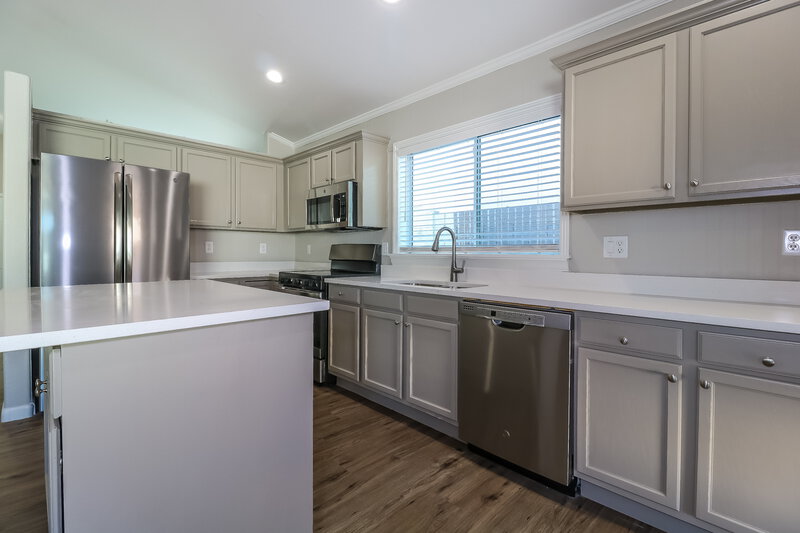 2,310/Mo, 8936 W Fullam St Peoria, AZ 85382 Kitchen View