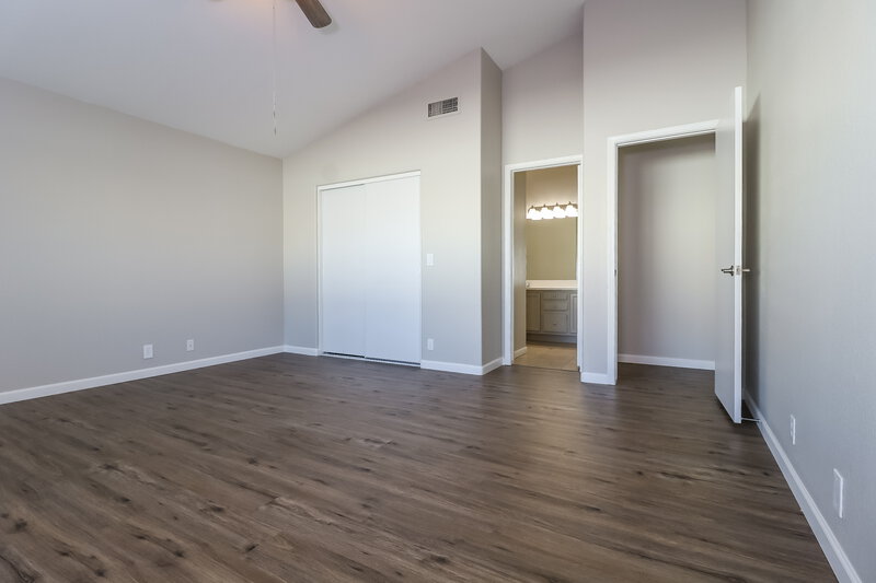 2,310/Mo, 8936 W Fullam St Peoria, AZ 85382 Main Bedroom View 2
