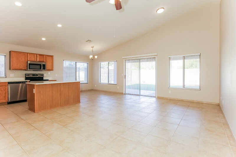 2,345/Mo, 13350 W Ironwood St Surprise, AZ 85374 Dining Room View 2