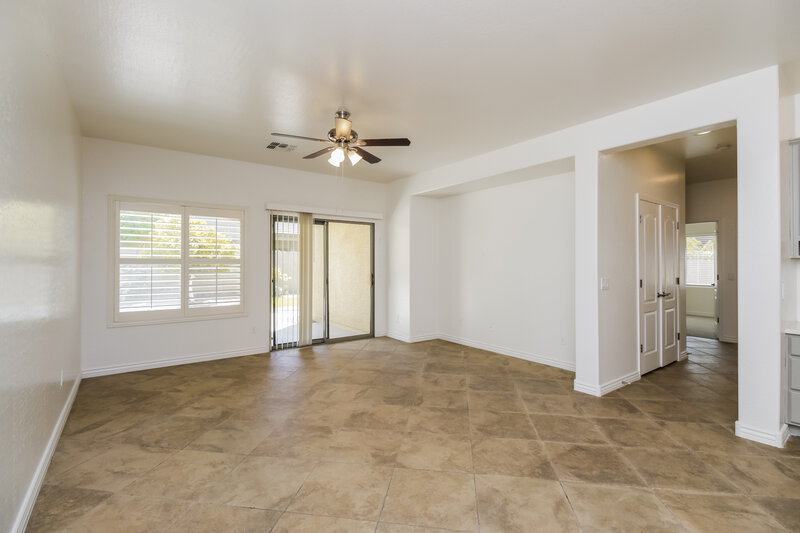 2,635/Mo, 4115 E Page Ave Gilbert, AZ 85234 Living Room View 2