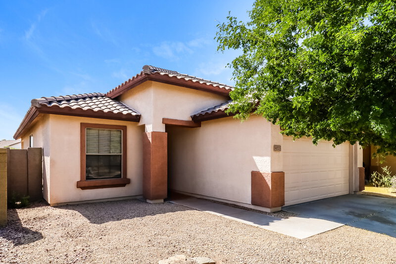 1,915/Mo, 40223 N High Noon Way Phoenix, AZ 85086 Front View