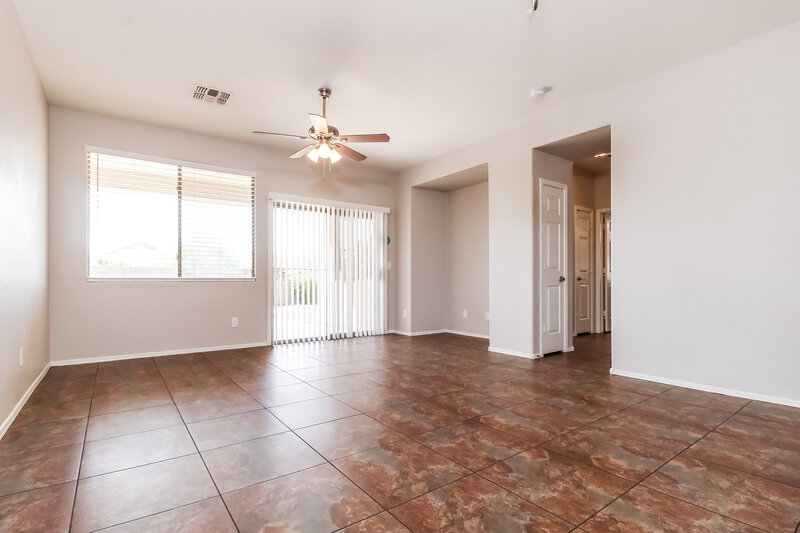 1,915/Mo, 40223 N High Noon Way Phoenix, AZ 85086 Living Room View