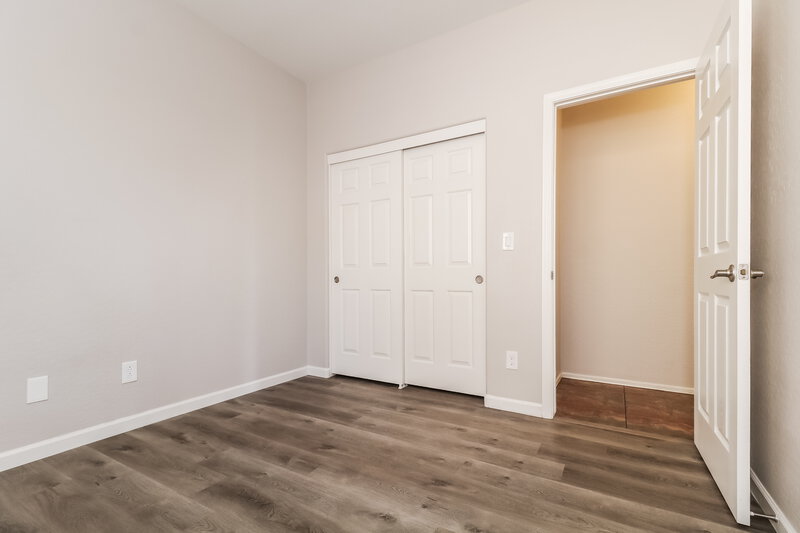 1,915/Mo, 40223 N High Noon Way Phoenix, AZ 85086 Bedroom View 2