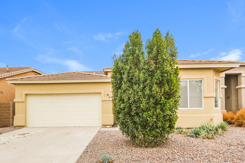 2,255/Mo, 6617 S 5th Way Phoenix, AZ 85042 External View
