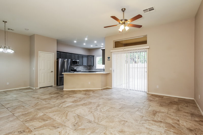 2,255/Mo, 6617 S 5th Way Phoenix, AZ 85042 Misc View 3