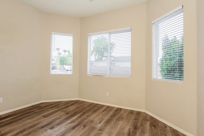 2,255/Mo, 6617 S 5th Way Phoenix, AZ 85042 Misc View 10