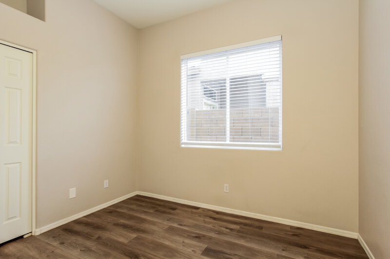 2,255/Mo, 6617 S 5th Way Phoenix, AZ 85042 Misc View 11