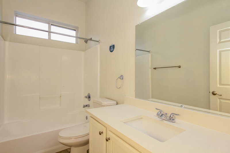 2,255/Mo, 6617 S 5th Way Phoenix, AZ 85042 Misc View 12