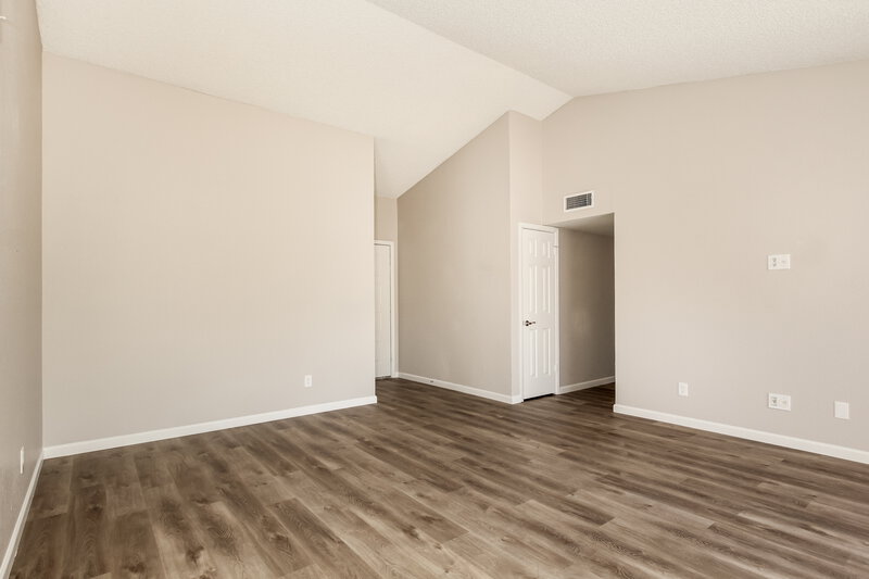 2,025/Mo, 6808 W Cameron Dr Peoria, AZ 85345 Living Room View