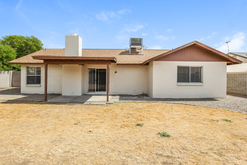 2,025/Mo, 6808 W Cameron Dr Peoria, AZ 85345 Rear View