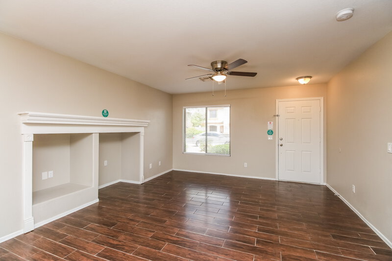 1,915/Mo, 1149 E Denim Trail San Tan Valley, AZ 85143 Living Room View 2