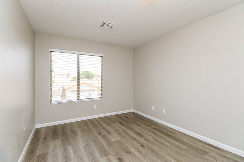 1,915/Mo, 1149 E Denim Trail San Tan Valley, AZ 85143 Bedroom View 3