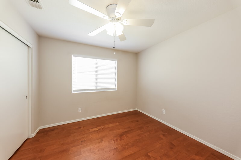 1,835/Mo, 8335 W Columbine Dr Peoria, AZ 85381 Bedroom View 3