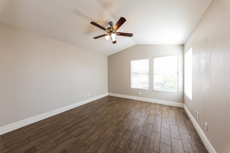 2,385/Mo, 3424 E Rockwood Dr Phoenix, AZ 85050 Main Bedroom View