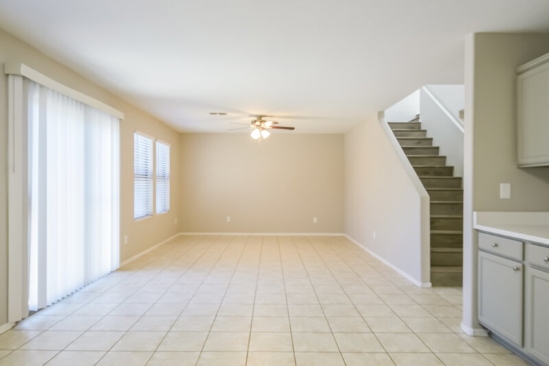 2,745/Mo, 28419 N 33rd Ave Phoenix, AZ 85083 Living Room View