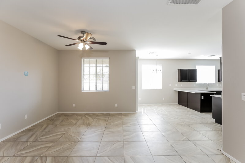 2,450/Mo, 1735 S Desert View Pl Apache Junction, AZ 85120 Living Room View