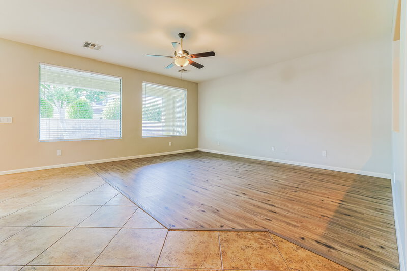 2,785/Mo, 4137 E Washington Ct Gilbert, AZ 85234 Living Room View