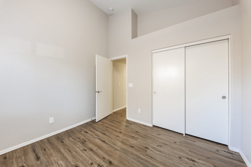 1,850/Mo, 5158 W Vista Ave Glendale, AZ 85301 Bedroom View 4